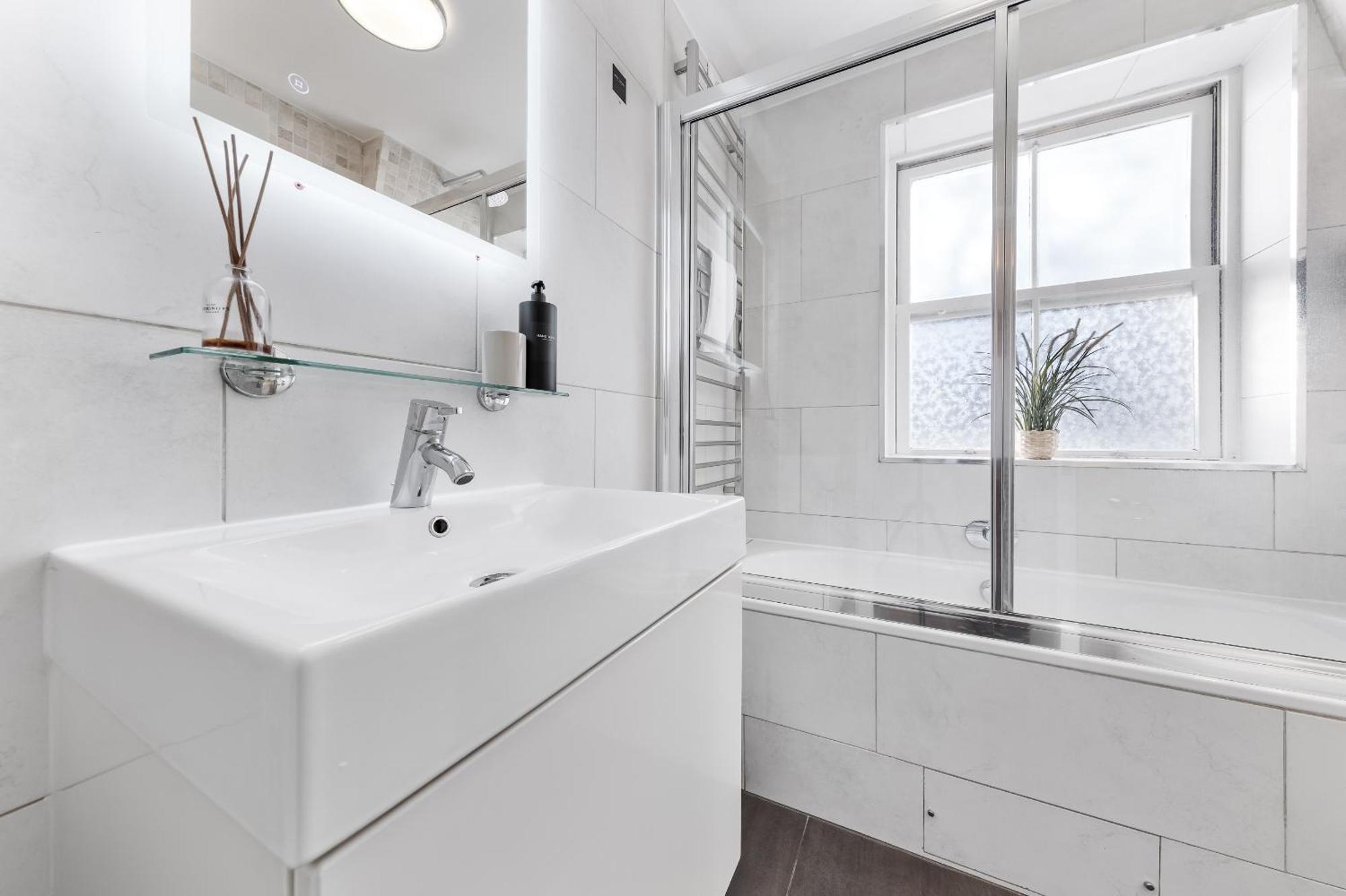 Charming Apartment By Hyde Park Londra Dış mekan fotoğraf